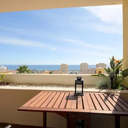 With Scenic Views Pa 6-10 * Estepona
