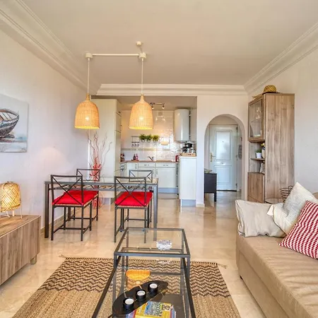Apartamento With Scenic Views Pa 6-10 *